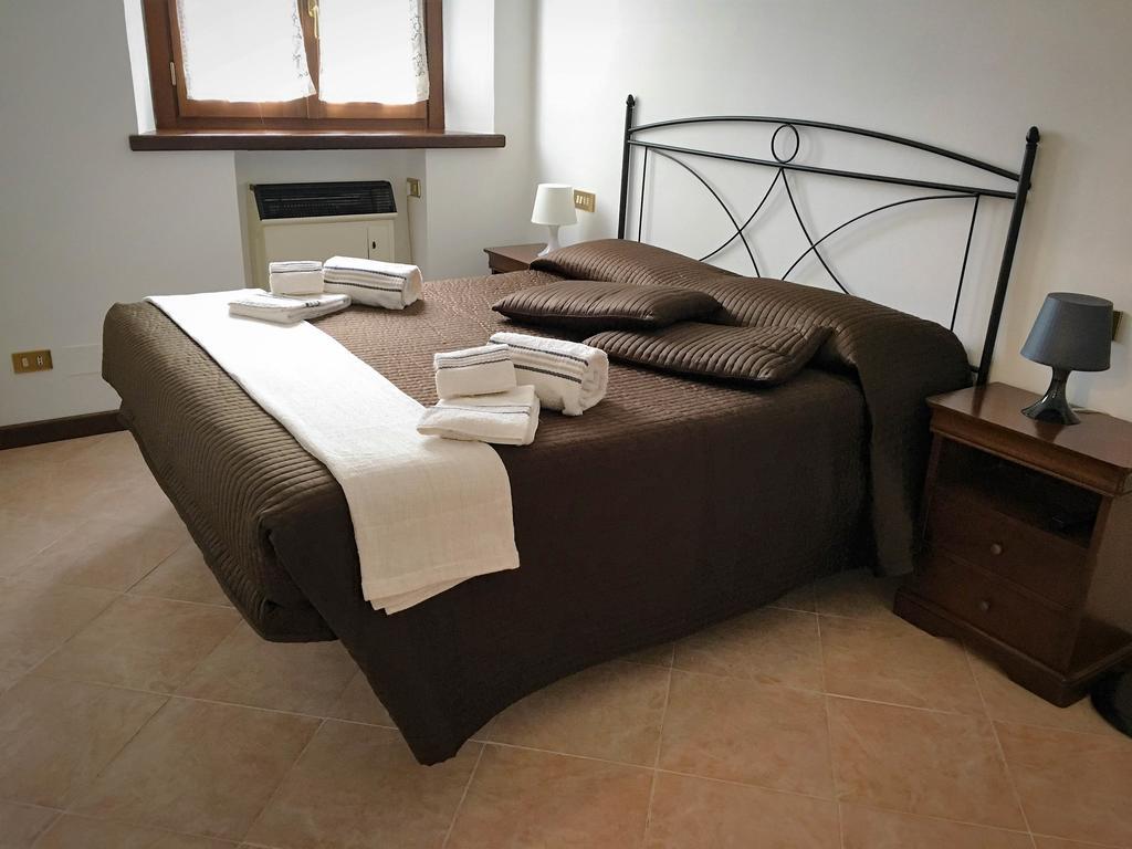 Enzo Lettings Apartment Chianciano Terme Bagian luar foto